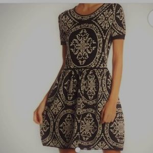 NWT Romeo + Juliet Couture Damask Knit Dress